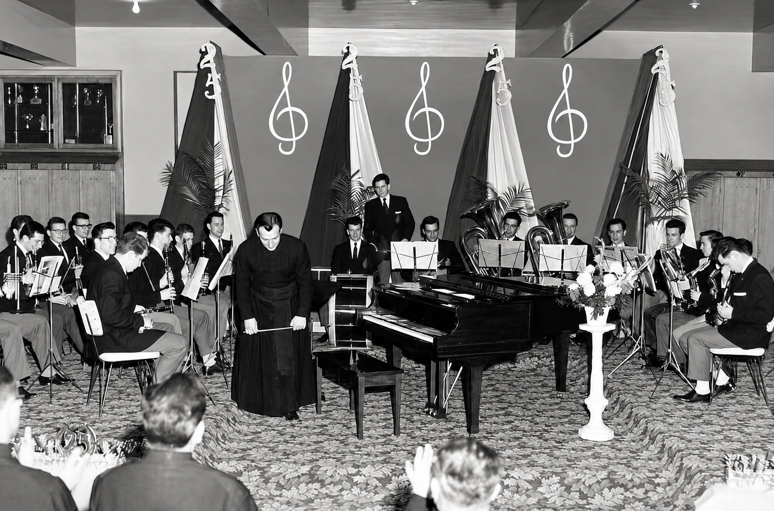 Première Fanfare avec le Père Dollard Tremblay